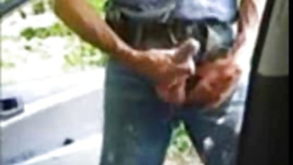 Seorang teman membawa pacarnya ke kamar xxx video indo bokep dan menidurinya