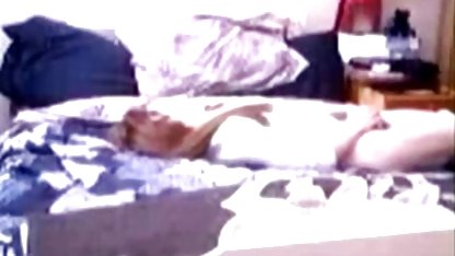 Pelacur dewasa mengisap kontol xxx indo vs arab mengisap pria kulit hitam yang besar dan kuat