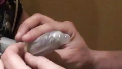 Pria berambut abu-abu itu beruntung merenggut gratis video sex indonesia seorang gadis yang menawan