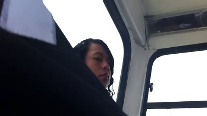 Bercinta yang indah dengan indo jilbab porn brunette berdada