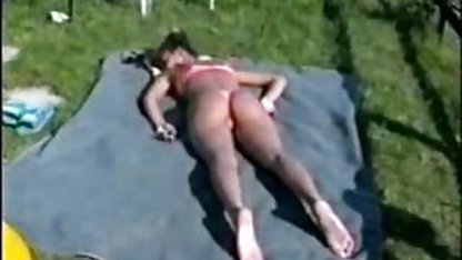 Seorang pria meniduri seorang wanita kulit putih dan seorang wanita free porn indonesia terbaru kulit hitam dalam berbagai pose