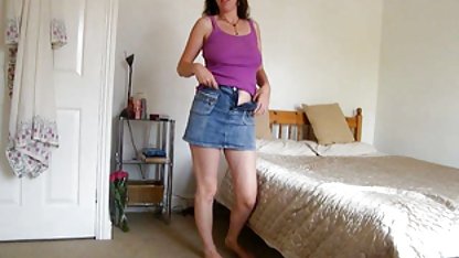 Wanita dewasa berbaring di lantai xxx bokep indo 3gp dan meraba