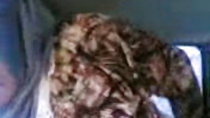 Pria itu tidak menghapus kacamatanya memasukkan anggota di vagina video bokep xxx indo wanita Korea
