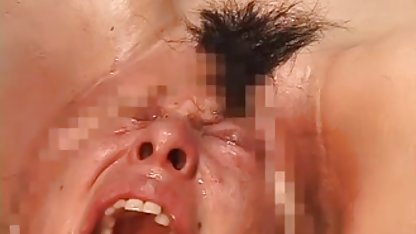 Si indo porn sex rambut coklat imut berjalan telanjang di lorong mencari uang