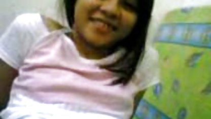 Brunette terangsang indonesia tante xxx oleh ikatannya sendiri