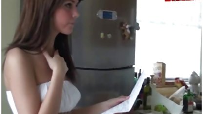 Lesbian rata video xxx indo artis saling membelai setelah mandi