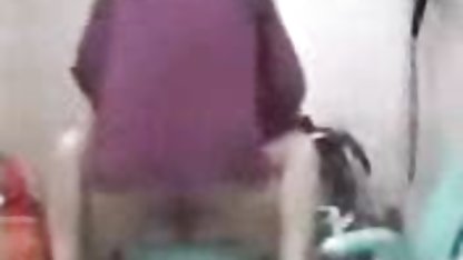 Bangun pagi-pagi, si cantik muda memutuskan untuk menyentak indo porn jilbab