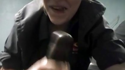 Tanpa sedikit kesopanan, mulatto itu menunjukkan penyangga yang video sex indo tube besar