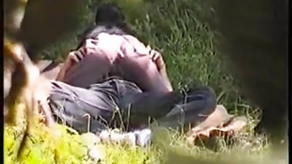 Bung membelai kaki temannya dan menembaknya bokep indo hentai di mulutnya