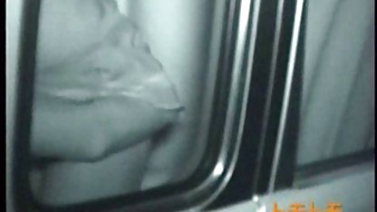 Gadis pengemudi taksi palsu dengan payudara video sex artis indonesia besar mengisap penumpang