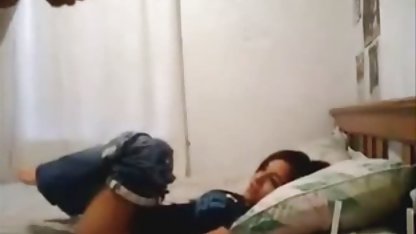 Dua kuda jantan melahirkan seorang gadis kurus untuk berhubungan seks young indo porn