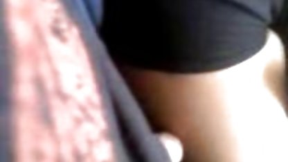 Laki-laki kulit hitam memberi April mengisap dan secara aktif vidio bokep indo xxxx mengibaskannya di tempat tidur