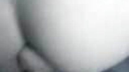 Kesurupan dengan seorang pria indonesia porn pelajar mendapat tendangan dari seks anal